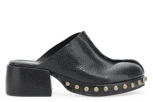 Oferta de Zuecos de tacón CALLIA RIV por 199€ en Casas