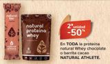 Oferta de En TODA la proteína natural Whey chocolate o barritas cacao NATURAL ATHELETE  en Carrefour
