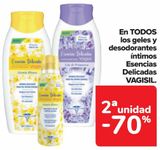 Oferta de En TODOS los geles y desodorantes íntima Esencias Delicadas VAGISIL  en Carrefour
