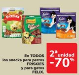 Oferta de En TODOS los snacks para perros FRISKIES y para gatos FELIX  en Carrefour