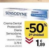 Oferta de Crema dental Sensodyne en Supermercados El Jamón