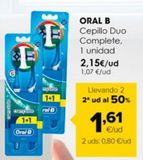Oferta de Cepillo de dientes Oral B por 2,15€ en Autoservicios Familia