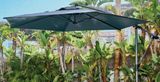 Oferta de Parasol lateral giratorio Ronda 3M  por 89€ en Carrefour
