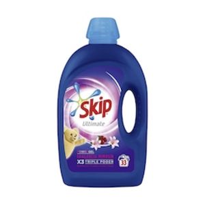 Oferta de Detergente Líquido Ultimate Fragancia Mimosín SKIP 35 Lv por 10,99€ en Clarel